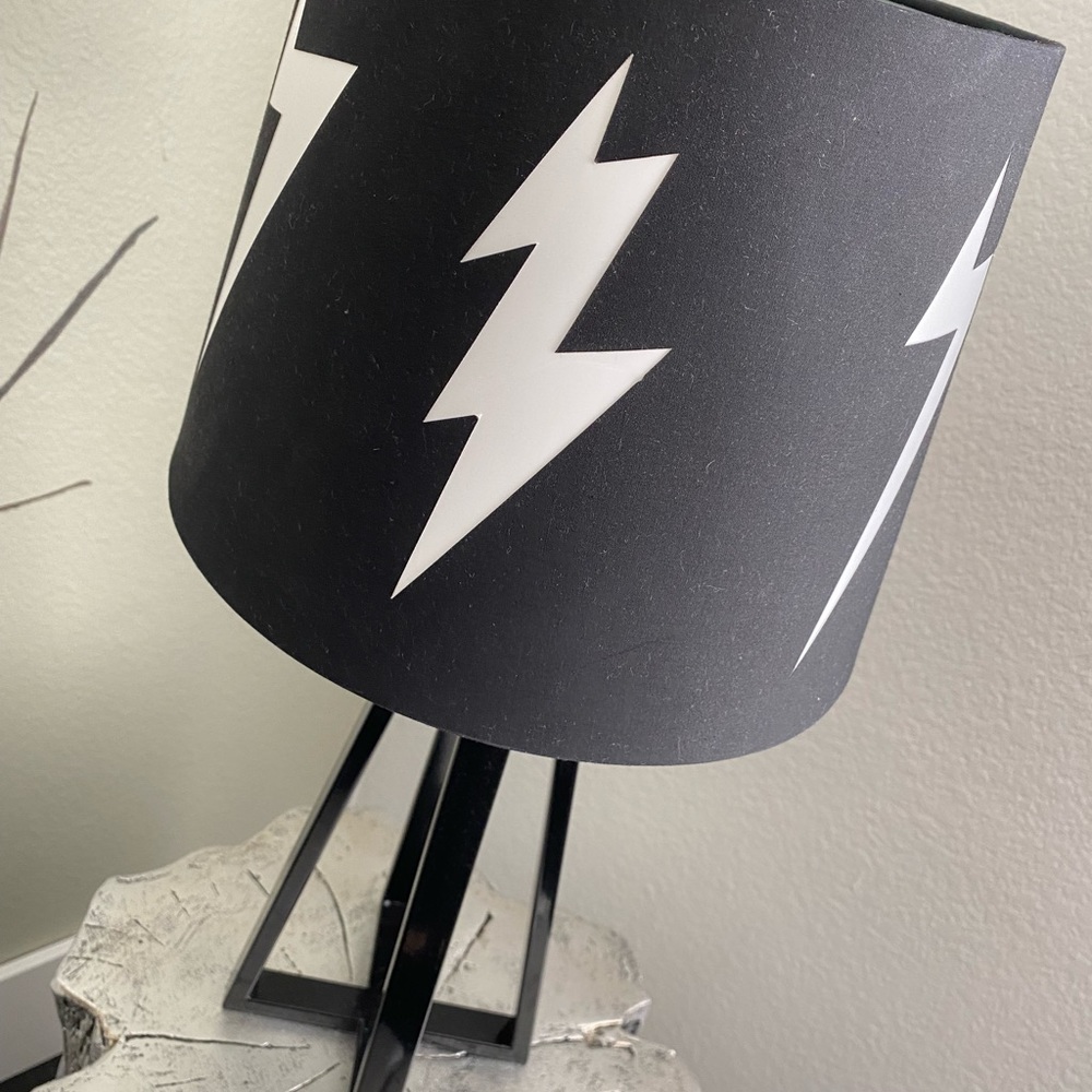 Lighting Bolt Shade for Lamps ( Base NOT included)